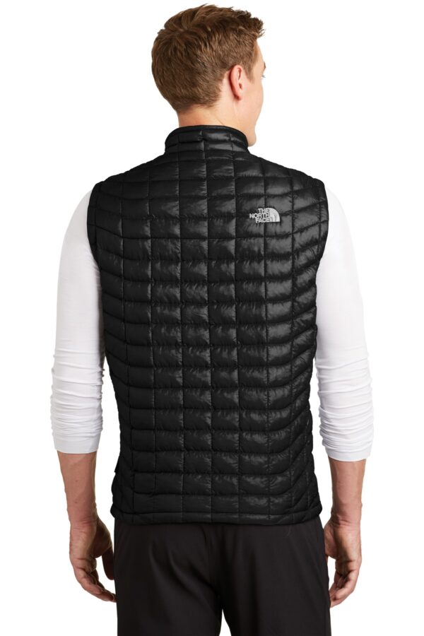The North Face  ThermoBall   Trekker Vest. NF0A3LHD - Image 2
