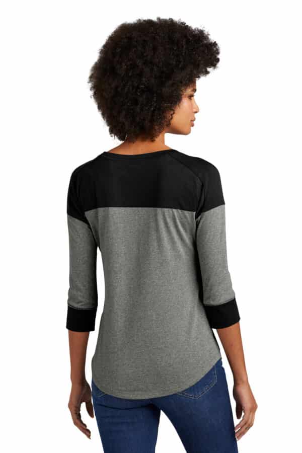 New Era  Ladies Heritage Blend 3/4-Sleeve Baseball Raglan Tee. LNEA104 - Image 2